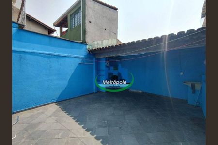 2_photo/94ce8b28a1.491a58713d1e5de3-ATLAS-8ea8d30d-2c5f-4aba-b256-ec137be50560.jpg de casa à venda com 3 quartos, 230m² em Jardim Silvia, Guarulhos