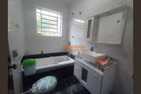 2_photo/94ce8b2947.ceff8192393c33de-ATLAS-0ce8b7ce-8765-42f4-8c46-c7d1a74fbea6.jpg de casa à venda com 2 quartos, 250m² em Jardim Beirute, Guarulhos