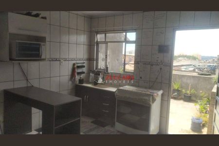 1_photo/94ce8b2a1b.87cf3de805b2f52d-ATLAS-0220c041-8b02-4816-96e9-7cd32df8017a.jpg de casa à venda com 3 quartos, 200m² em Jardim Santa Emilia, Guarulhos