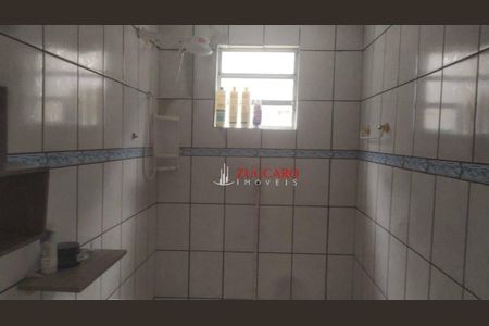 2_photo/94ce8b2a1b.87cf3de805b2f52d-ATLAS-1b4b4600-6c8b-4f1e-afdd-ac55383ddaee.jpg de casa à venda com 3 quartos, 200m² em Jardim Santa Emilia, Guarulhos