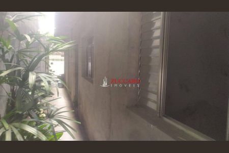 3_photo/94ce8b2a1b.87cf3de805b2f52d-ATLAS-1cbddf99-ddfc-4969-8994-d98a0b0576a6.jpg de casa à venda com 3 quartos, 200m² em Jardim Santa Emilia, Guarulhos