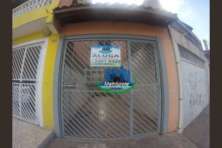 31_photo/94ce8b2a59.5643fbd61cecba51-ATLAS-354a0645-88de-42d9-85e0-bc4fc08c6d59.jpg de casa à venda com 3 quartos, 232m² em Jardim Santa Emilia, Guarulhos