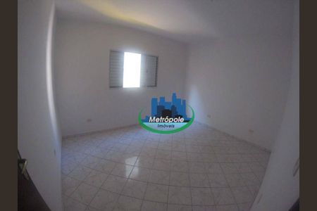 19_photo/94ce8b2a59.5643fbd61cecba51-ATLAS-3e26104d-c301-4cf5-bd5c-429753c3c6f9.jpg de casa à venda com 3 quartos, 232m² em Jardim Santa Emilia, Guarulhos