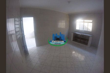 22_photo/94ce8b2a59.5643fbd61cecba51-ATLAS-4fd18162-3705-4578-b84d-5413c9f416a4.jpg de casa à venda com 3 quartos, 232m² em Jardim Santa Emilia, Guarulhos