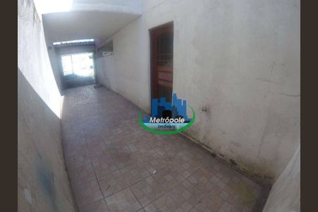 28_photo/94ce8b2a59.5643fbd61cecba51-ATLAS-59e2698f-64dc-4148-aab9-d920680b3047.jpg de casa à venda com 3 quartos, 232m² em Jardim Santa Emilia, Guarulhos