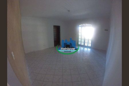 32_photo/94ce8b2a59.5643fbd61cecba51-ATLAS-782a428d-cce6-49b3-8f3f-efce38456311.jpg de casa à venda com 3 quartos, 232m² em Jardim Santa Emilia, Guarulhos