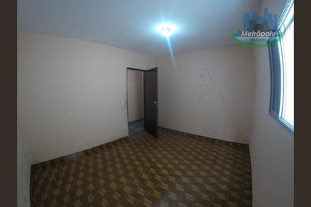 8_photo/94ce8b2a59.5643fbd61cecba51-ATLAS-ebe219f8-780d-4821-a4f0-37b04a8915d4.jpg de casa à venda com 3 quartos, 232m² em Jardim Santa Emilia, Guarulhos