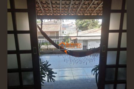 10_photo/94ce8b2ac9.ceff8192393c33de-ATLAS-e276d702-bc45-4200-8e63-4c6b98189611.jpg de casa à venda com 4 quartos, 120m² em Jardim Irene, Guarulhos