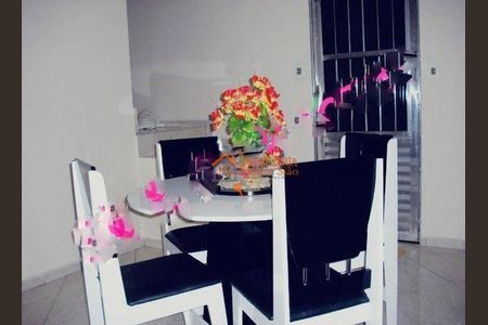 6_photo/94ce8b2b29.1788552eaf7d05ed-ATLAS-988f9cfc-1f6c-4aed-9fc5-625e0ccbd1f4.jpg de casa à venda com 4 quartos, 175m² em Jardim Maria Aparecida, Guarulhos