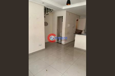 5_photo/94ce8b2cf5.dc7b031a1d7e8bb1-ATLAS-4e963538-6a23-4d25-96c9-f5bbb222c7be.jpg de casa para alugar com 2 quartos, 77m² em Vila Sao Joao Batista, Guarulhos