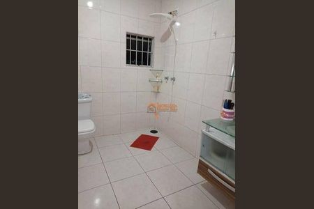 2_photo/94ce8b38cb.c6267d18045375b9-ATLAS-bd2cdf14-4cde-4458-95e6-e5fb1547adae.jpg de casa à venda com 3 quartos, 200m² em Parque Mikail, Guarulhos