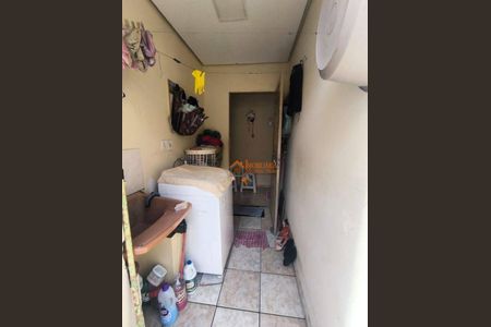 7_photo/94ce8b3a79.09604b2c146ebc17-ATLAS-14fbde61-2e04-4605-ba5d-9cdc9e89c019.jpg de casa à venda com 5 quartos, 125m² em Jardim Paraiso, Guarulhos