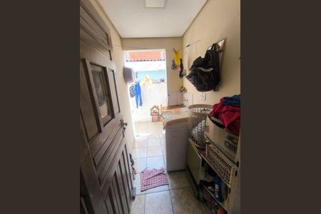 12_photo/94ce8b3a79.09604b2c146ebc17-ATLAS-65a0072b-d2d3-4df0-9df1-30aeee915187.jpg de casa à venda com 5 quartos, 125m² em Jardim Paraiso, Guarulhos