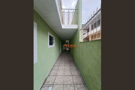 12_photo/94ce8b3aa5.8d9d2e8c4e07ca84-ATLAS-8ffa69d2-55fe-452e-9a22-4d16b8d84f18.jpg de casa à venda com 6 quartos, 244m² em Jardim Paraiso, Guarulhos