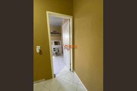 2_photo/94ce8b3dc3.ceff8192393c33de-ATLAS-0e3471c1-d575-4b2d-8529-150c2b0dddb0.jpg de casa à venda com 5 quartos, 142m² em Jardim Belvedere, Guarulhos