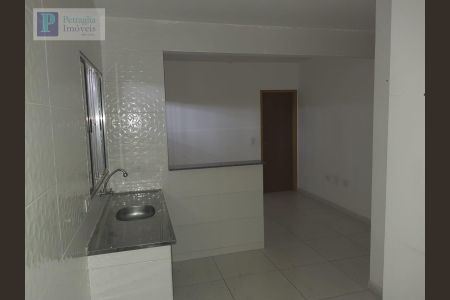 3_photo/94ce8b3e6b.bdf1def5ceb5107f-ATLAS-7eb72034-a729-4fcc-9bb7-f8d1c9a97d05.jpg de casa para alugar com 1 quarto, m² em Parque Mikail, Guarulhos