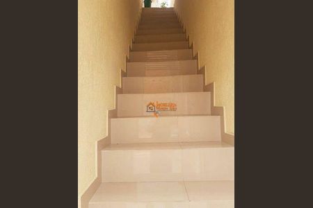 4_photo/94ce8b3e79.ceff8192393c33de-ATLAS-44d93aea-604f-46d4-9eb1-e76b635eec6f.jpg de casa à venda com 2 quartos, 200m² em Parque Mikail, Guarulhos