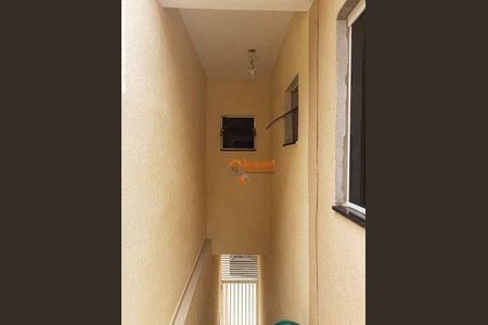 4_photo/94ce8b3e79.ceff8192393c33de-ATLAS-8bccaf25-06a2-48f9-97b1-b33bab77d9e1.jpg de casa à venda com 2 quartos, 200m² em Parque Mikail, Guarulhos