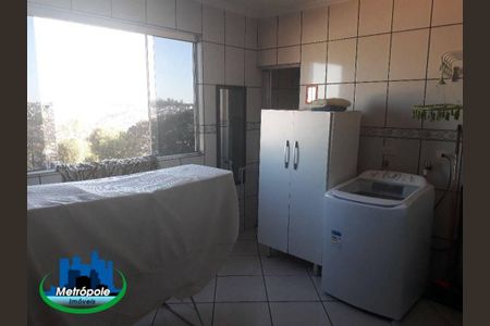 8_photo/94ce8b3ee3.7805a4caee504c89-ATLAS-f9b3eb4b-be9d-43cb-bb62-1eba07852ef8.jpg de casa à venda com 5 quartos, 185m² em Parque Mikail, Guarulhos