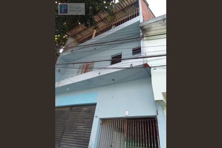 8_photo/94ce8b3f21.a9069843dd9bfe50-ATLAS-83d9fc3a-c579-4e05-bd9e-9b5a203b7673.jpg de casa à venda com 3 quartos, 280m² em Parque Mikail, Guarulhos