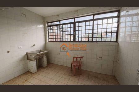 4_photo/94ce8b3fb5.ceff8192393c33de-ATLAS-24457ece-10b1-4060-8b0a-897172daa2a0.jpg de apartamento à venda com 3 quartos, 300m² em Parque Primavera, Guarulhos