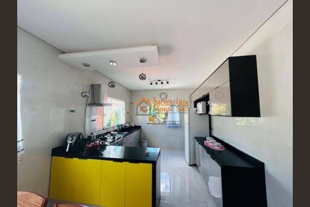 11_photo/94ce8b48d9.413b54f4bf74f905-ATLAS-d9601dba-e3a9-48fa-95a5-a2c43532b2ab.jpg de casa à venda com 2 quartos, 125m² em Recreio São Jorge, Guarulhos