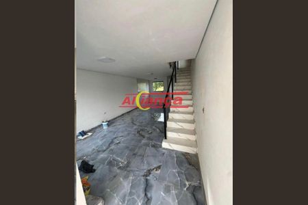 3_photo/94ce8b4fb7.0abb473e952761da-ATLAS-33ec4d7b-88a2-42e7-8c7e-8e17373cb344.jpg de casa à venda com 3 quartos, 125m² em Recreio São Jorge, Guarulhos