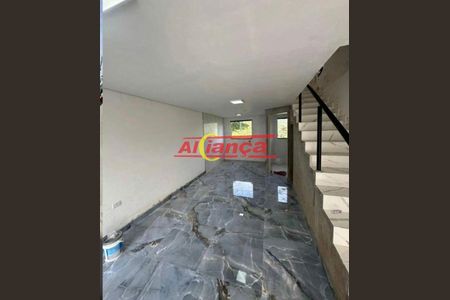 12_photo/94ce8b4fb7.0abb473e952761da-ATLAS-f60adba2-e8e2-4ba1-abc4-bb36cd3dab6e.jpg de casa à venda com 3 quartos, 125m² em Recreio São Jorge, Guarulhos