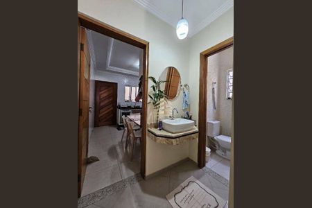 2_photo/94ce8b74a5.9c5959cca0926d06-ATLAS-23da3660-9a4d-4c11-9861-bcc76efa20ce.jpg de casa à venda com 3 quartos, 132m² em Jardim Bananal, Guarulhos