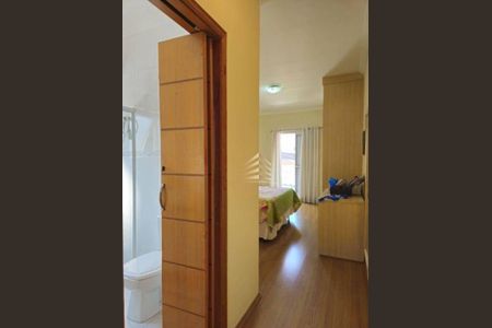 2_photo/94ce8b74a5.9c5959cca0926d06-ATLAS-995df7f3-e513-4d26-97d2-3db5f8268fa6.jpg de casa à venda com 3 quartos, 132m² em Jardim Bananal, Guarulhos