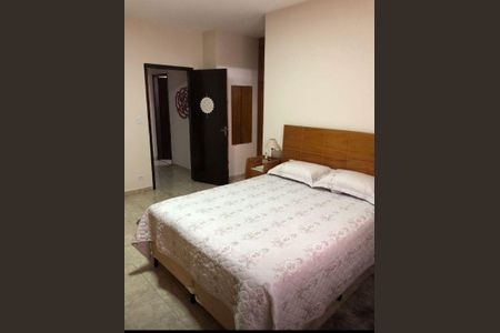 5_photo/94ce8ba0c1.74c1b626ae9d6587-ATLAS-4dd2f3e7-8b39-4b0b-9448-a27b19f95c2b.jpg de casa à venda com 3 quartos, 242m² em Jardim Munira, Guarulhos