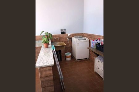 15_photo/94ce8ba0c1.74c1b626ae9d6587-ATLAS-7287c878-e023-4180-b326-22562bdedf23.jpg de casa à venda com 3 quartos, 242m² em Jardim Munira, Guarulhos