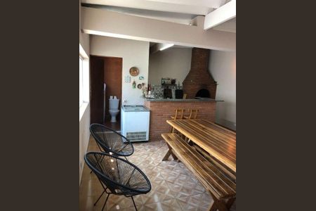 10_photo/94ce8ba0c1.74c1b626ae9d6587-ATLAS-db6142c7-d886-45b2-b3e5-e136df0e6171.jpg de casa à venda com 3 quartos, 242m² em Jardim Munira, Guarulhos