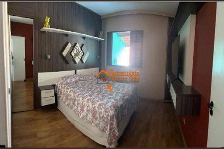 4_photo/94ce8ba43b.5a85c5bdfef41cf9-ATLAS-33e5ceb7-27c0-42d2-9dd9-0a21ea03a50f.jpg de casa à venda com 3 quartos, 200m² em Jardim Bananal, Guarulhos