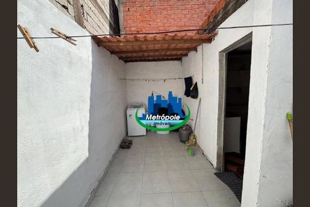 27_photo/94ce8ba65f.4bd2615f33144f40-ATLAS-7aea07c6-a9e4-45b8-9f33-26009bc11e84.jpg de casa à venda com 3 quartos, 250m² em Jardim das Oliveiras, Guarulhos