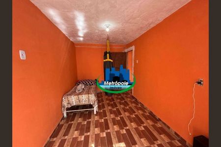 8_photo/94ce8ba65f.4bd2615f33144f40-ATLAS-cf3e8576-56db-44b9-8ffa-8a29351e2ea1.jpg de casa à venda com 3 quartos, 250m² em Jardim das Oliveiras, Guarulhos