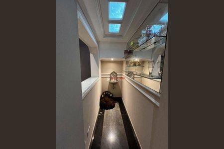 6_photo/94ce8ba685.2d8dcea61abd16ff-ATLAS-06b01320-8fe7-4e4d-a380-a22ea53c3429.jpg de casa à venda com 4 quartos, 309m² em Jardim das Oliveiras 2, Guarulhos