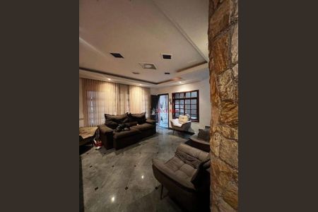 9_photo/94ce8ba685.2d8dcea61abd16ff-ATLAS-ac02edc7-22b4-4ece-b3b9-5bea4c2c776b.jpg de casa à venda com 4 quartos, 309m² em Jardim das Oliveiras 2, Guarulhos