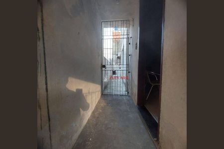 10_photo/94ce8ba685.57b7d056a672b07a-ATLAS-7c12c81a-2b3f-49c0-a75d-b8aabeee04b7.jpg de casa à venda com 4 quartos, 155m² em Jardim das Oliveiras 2, Guarulhos