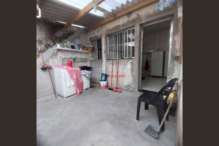 14_photo/94ce8ba685.57b7d056a672b07a-ATLAS-b438bbef-20e2-49b1-bef7-a337691f5f48.jpg de casa à venda com 4 quartos, 155m² em Jardim das Oliveiras 2, Guarulhos