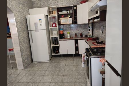 6_photo/94ce8ba7e9.8dee04f83d676c1f-ATLAS-c374dbd5-829d-49a0-945e-39168cbcbbd8.jpg de casa à venda com 3 quartos, 190m² em Jardim Bananal, Guarulhos