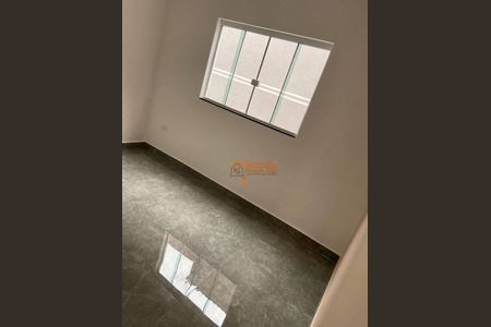 6_photo/94ce8baf41.04c16ff0d284adb7-ATLAS-ee67fa0e-9c3d-416e-8333-386e9beb18bf.jpg de casa à venda com 2 quartos, 66m² em Jardim Bananal, Guarulhos