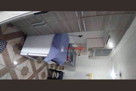 7_photo/94ce8baff3.8e2405d2ffa5efa7-ATLAS-64d92bb1-3d16-4d92-9a5e-5a15ddd6d484.jpg de casa à venda com 2 quartos, 75m² em Parque Santos Dumont, Guarulhos