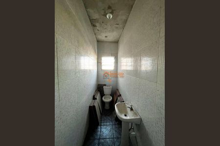 10_photo/94ce8bb0ff.93312c7b985816a0-ATLAS-aa95af7d-8d43-4c01-ac9a-3a7aa8e9bd11.jpg de casa à venda com 4 quartos, 250m² em Parque Santos Dumont, Guarulhos