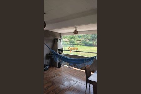 2_photo/94ce8bb2ef.8fb203daea398bf8-ATLAS-278ac552-8e41-4c33-b001-c18d28dac2de.jpg de casa à venda com 3 quartos, 115m² em São João, Guarulhos