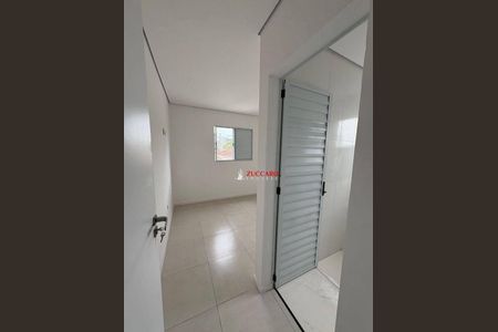 2_photo/94ce8bb583.ea12b75abdf9aaa2-ATLAS-93e093d7-c0f2-48d6-b489-c25768295705.jpg de casa à venda com 3 quartos, 110m² em Jardim Sao Joao, Guarulhos