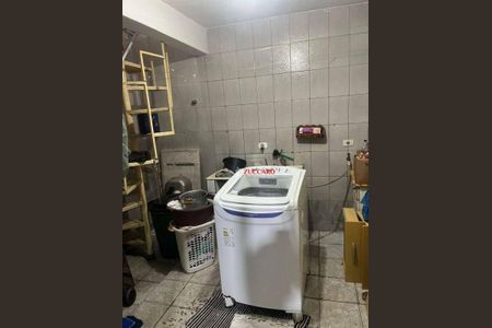 3_photo/94ce8bb591.b78724e314d6bd0c-ATLAS-306ef0be-e6b4-4448-9c40-884d5f991b2b.jpg de casa à venda com 3 quartos, 200m² em Jardim Sao Joao, Guarulhos