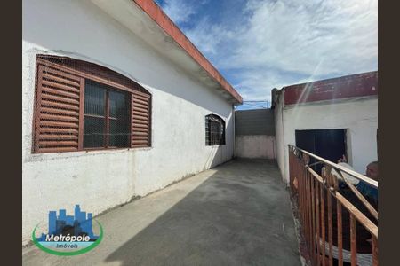 2_photo/94ce8bbac3.09604b2c146ebc17-ATLAS-5a9fbe54-5d00-4700-8db2-c5c8c839d4a7.jpg de casa à venda com 4 quartos, 67m² em Parque Santos Dumont, Guarulhos