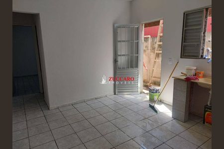 12_photo/94ce8bbae5.10a9636279cf87ec-ATLAS-73c664f1-e6d3-4691-a577-a28a9b28c32d.jpg de casa à venda com 5 quartos, 309m² em Parque Santos Dumont, Guarulhos