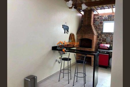 3_photo/94ce8bc3ef.ceff8192393c33de-ATLAS-876aa7e9-4e2f-4e0e-af4d-bef23d27646e.jpg de casa à venda com 6 quartos, 150m² em Cidade Soberana, Guarulhos